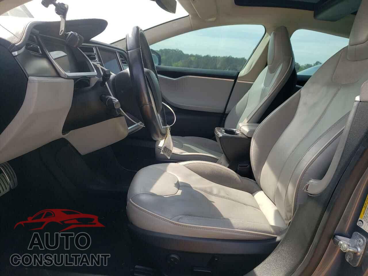 TESLA MODEL S 2013 - 5YJSA1CP8DFP24370