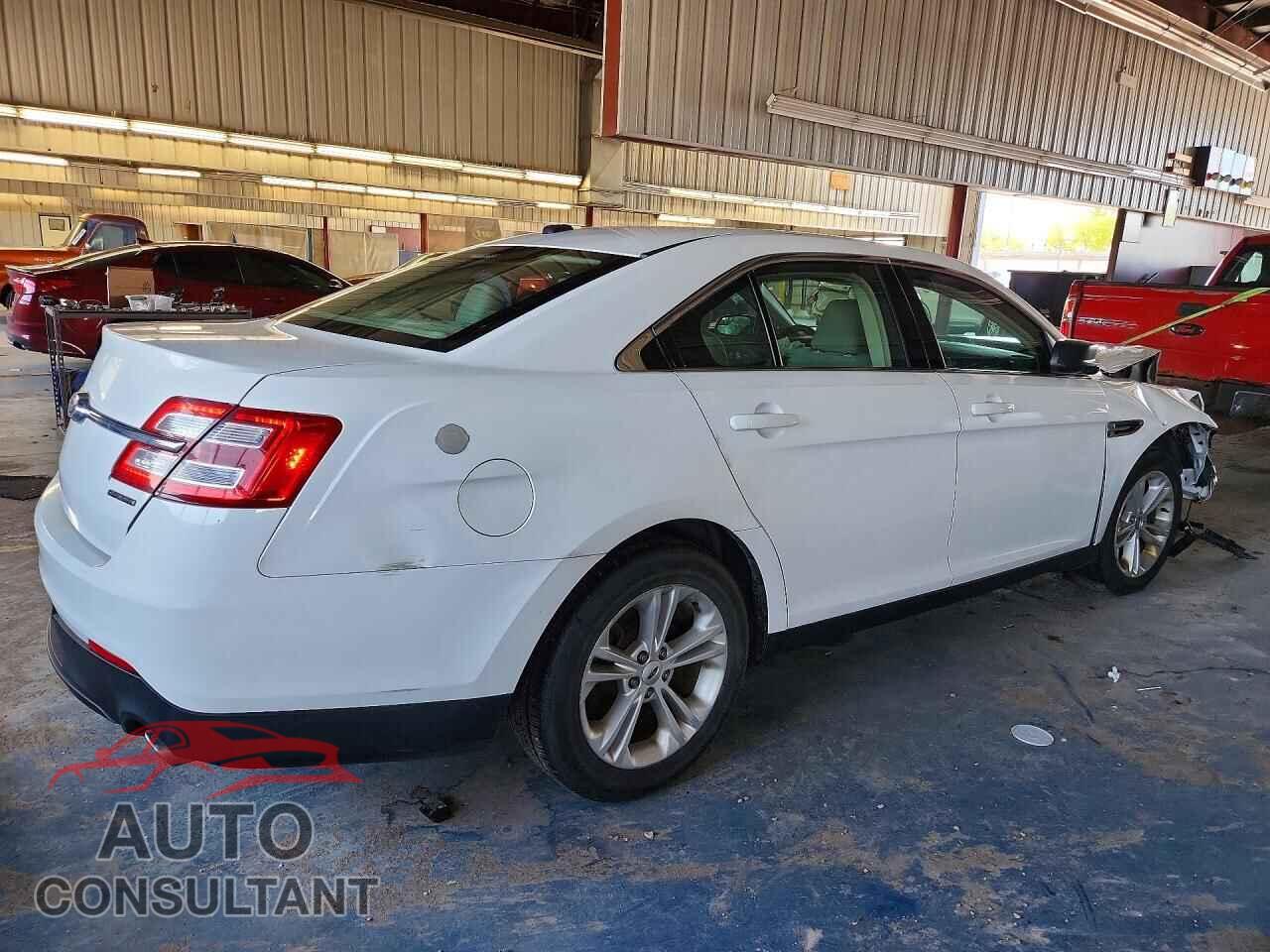 FORD TAURUS 2017 - 1FAHP2D80HG119752
