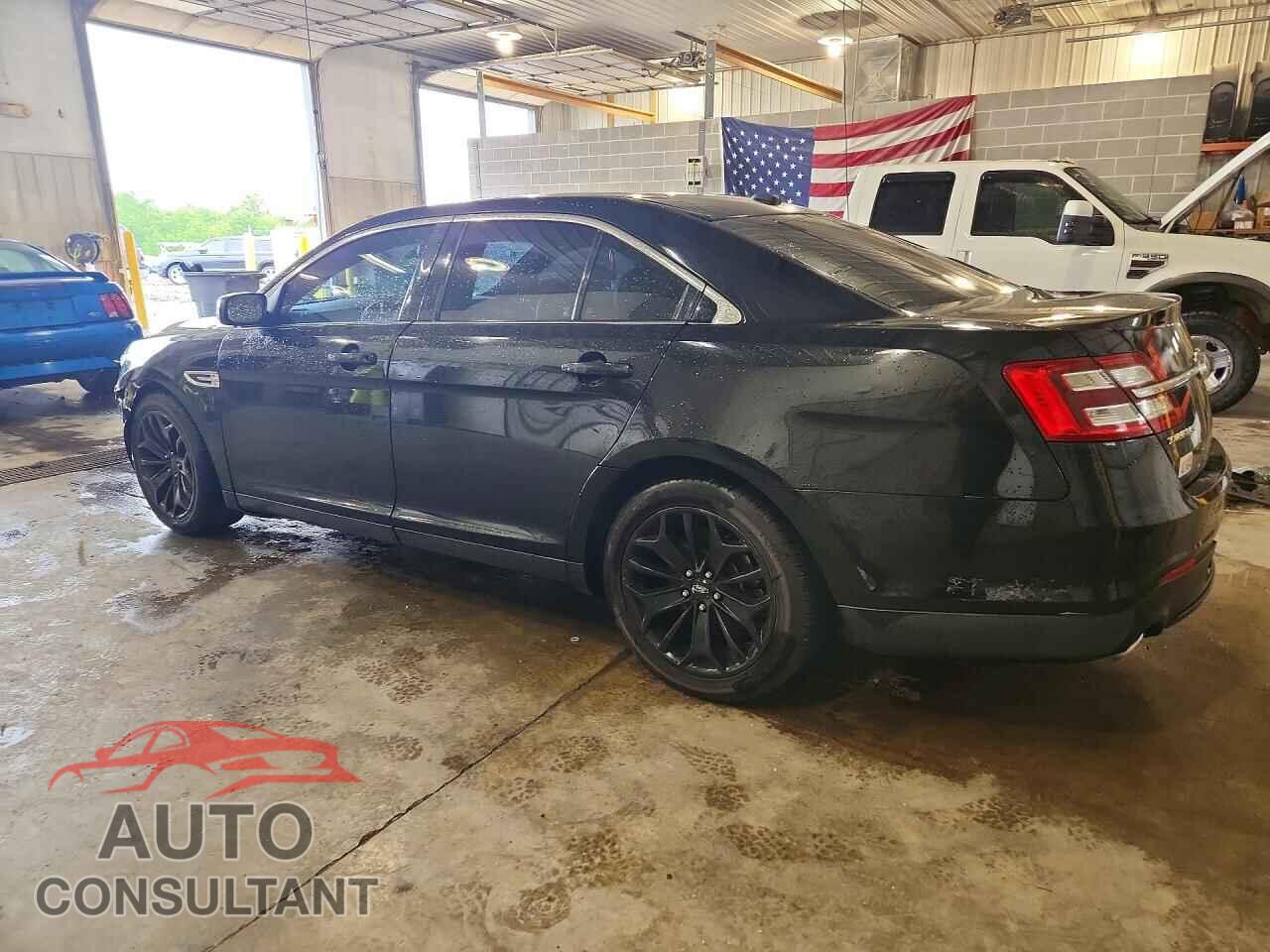 FORD TAURUS 2017 - 1FAHP2F84HG113207
