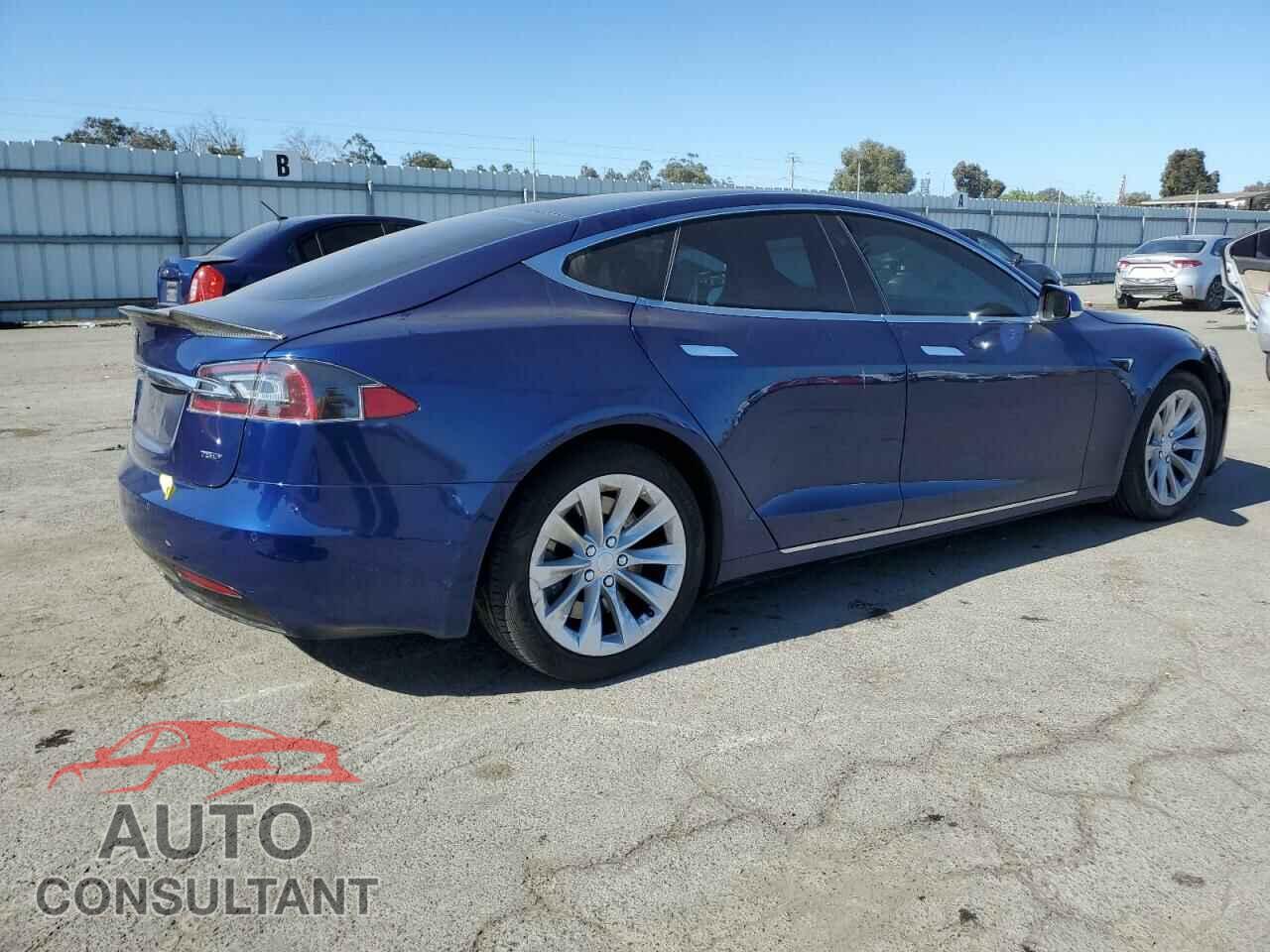 TESLA MODEL S 2018 - 5YJSA1E26JF300098