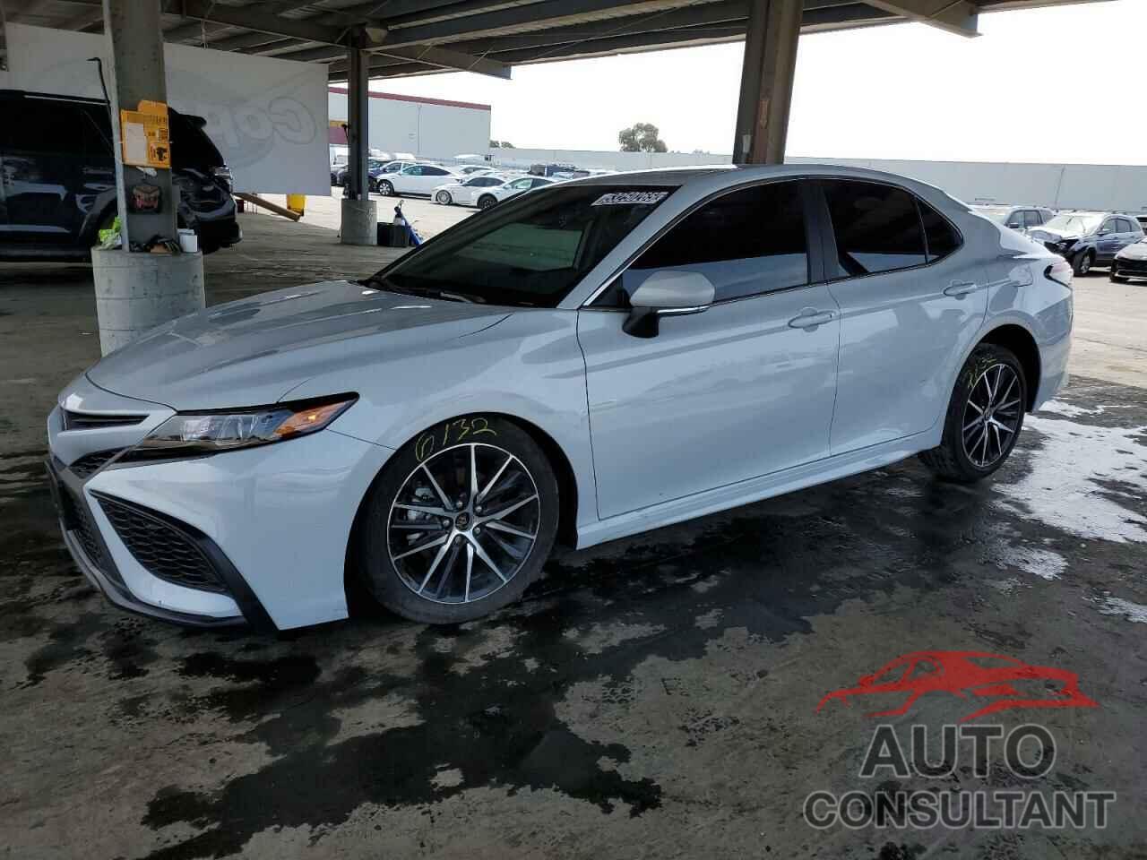 TOYOTA CAMRY 2023 - 4T1G11AK6PU171822