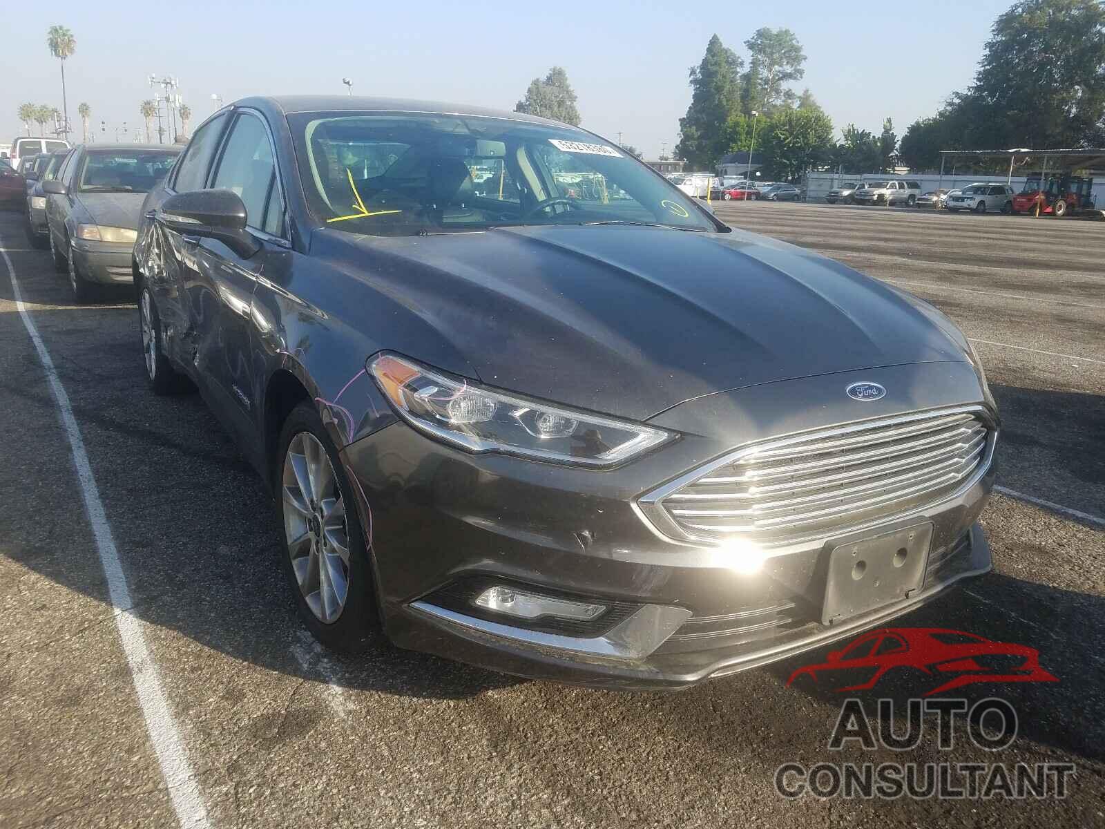 FORD FUSION 2017 - 3FA6P0LU8HR196940