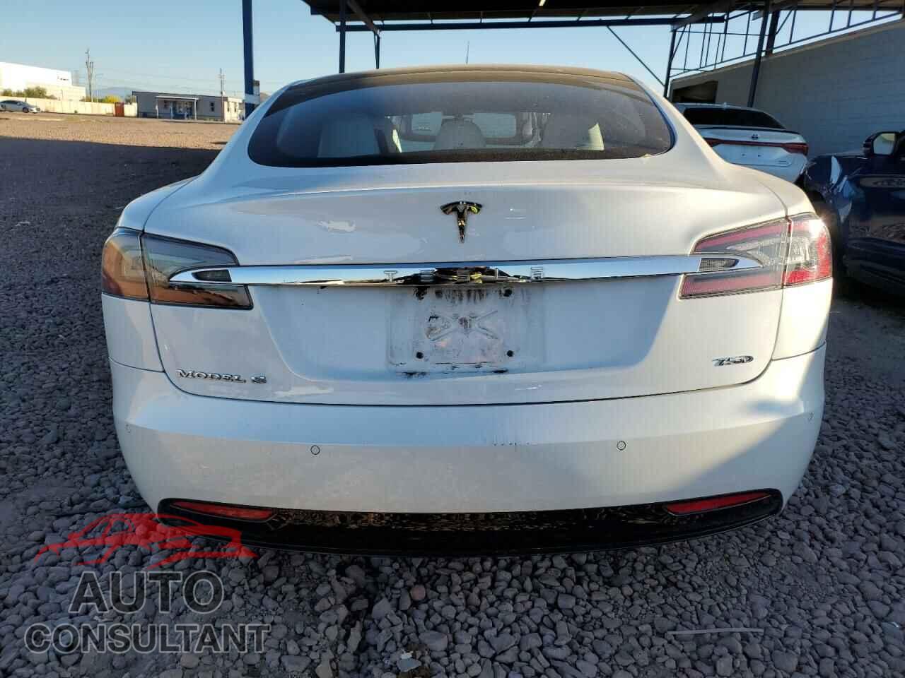 TESLA MODEL S 2018 - 5YJSA1E25JF246065