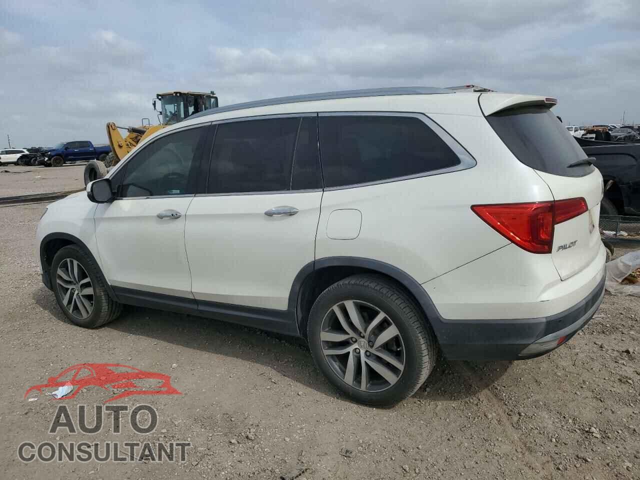 HONDA PILOT 2018 - 5FNYF5H94JB024502