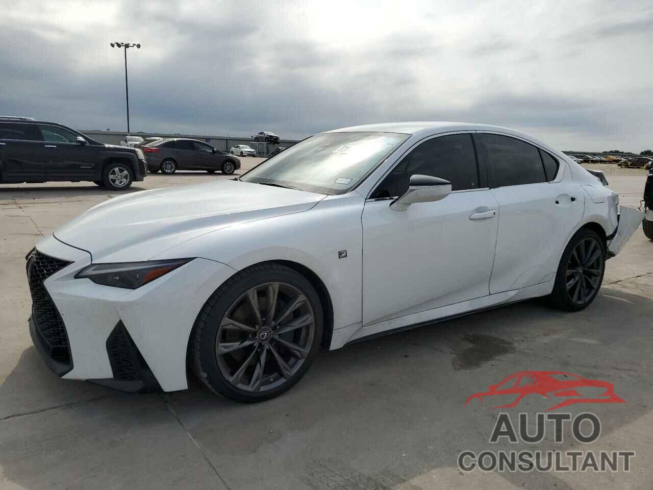 LEXUS IS 2021 - JTHGZ1B24M5039528