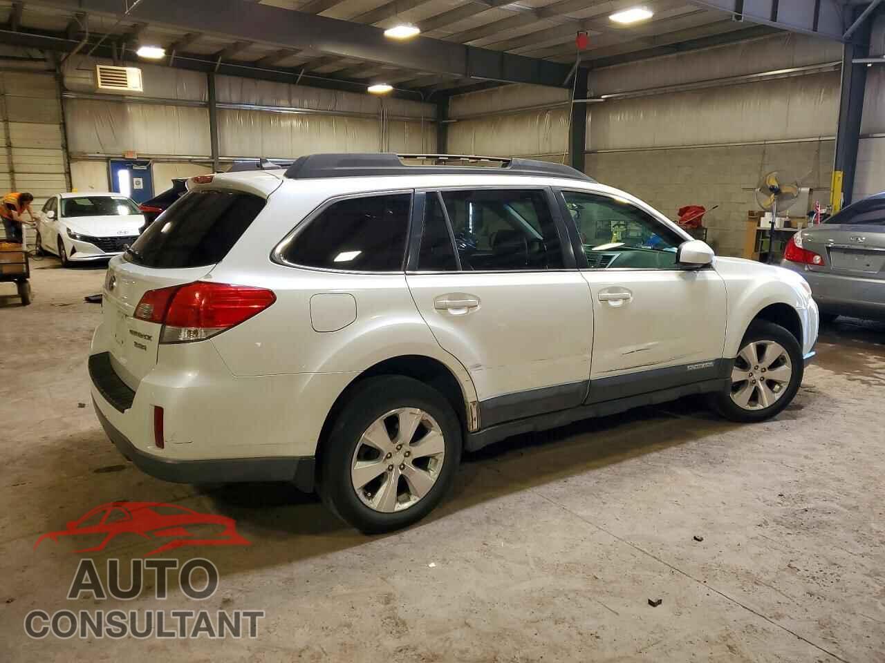 SUBARU OUTBACK 2011 - 4S4BRDJC6B2323793