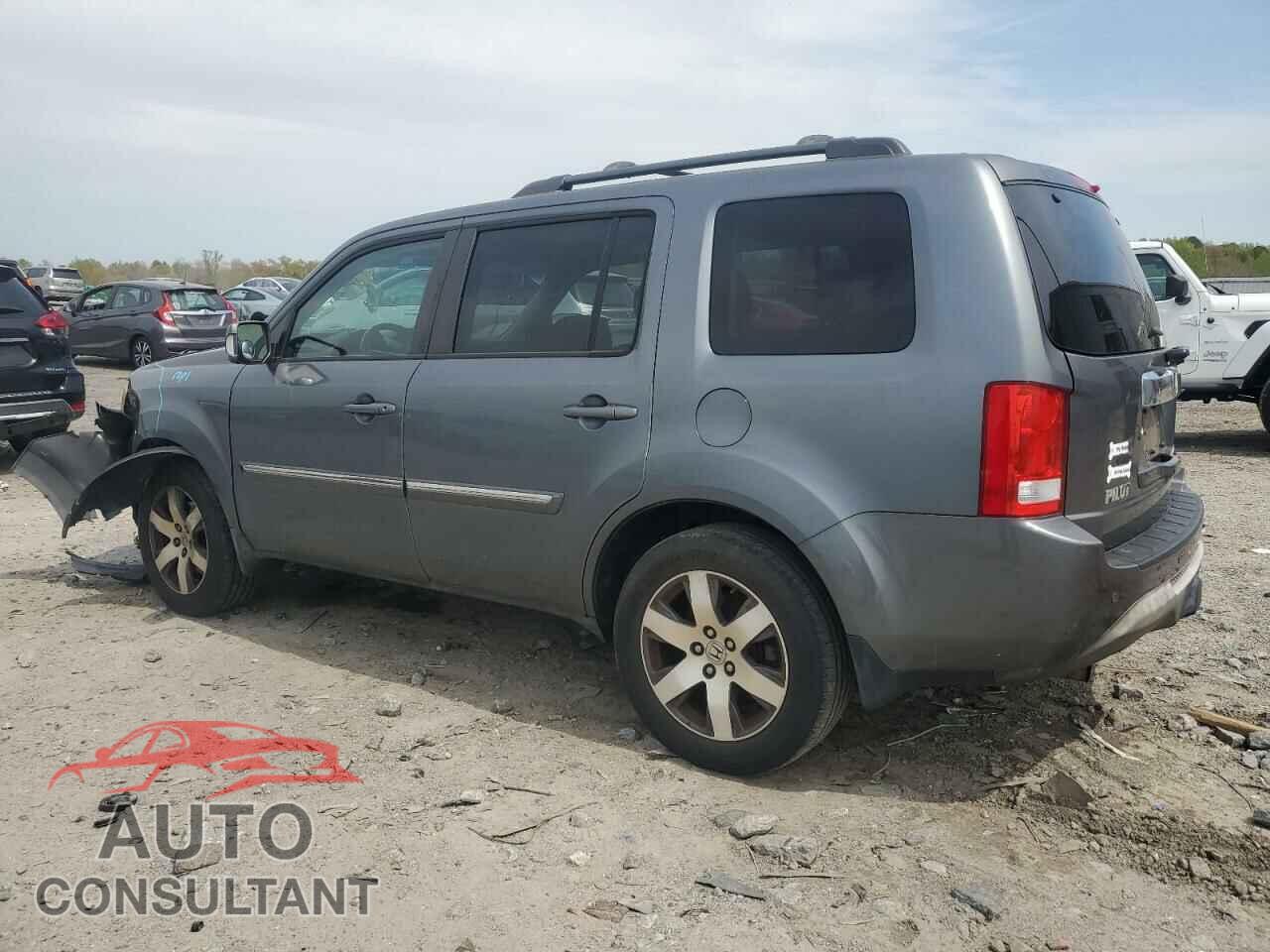 HONDA PILOT 2013 - 5FNYF4H94DB019248