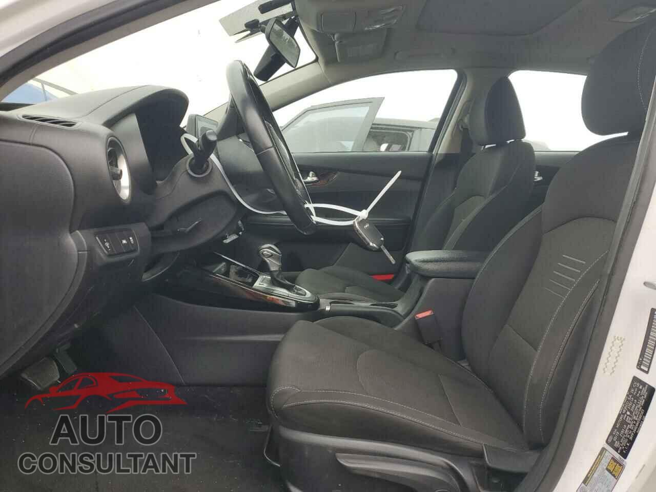 KIA FORTE 2019 - 3KPF34AD4KE098583