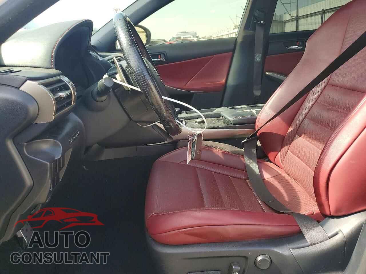 LEXUS IS 2016 - JTHBA1D28G5023772
