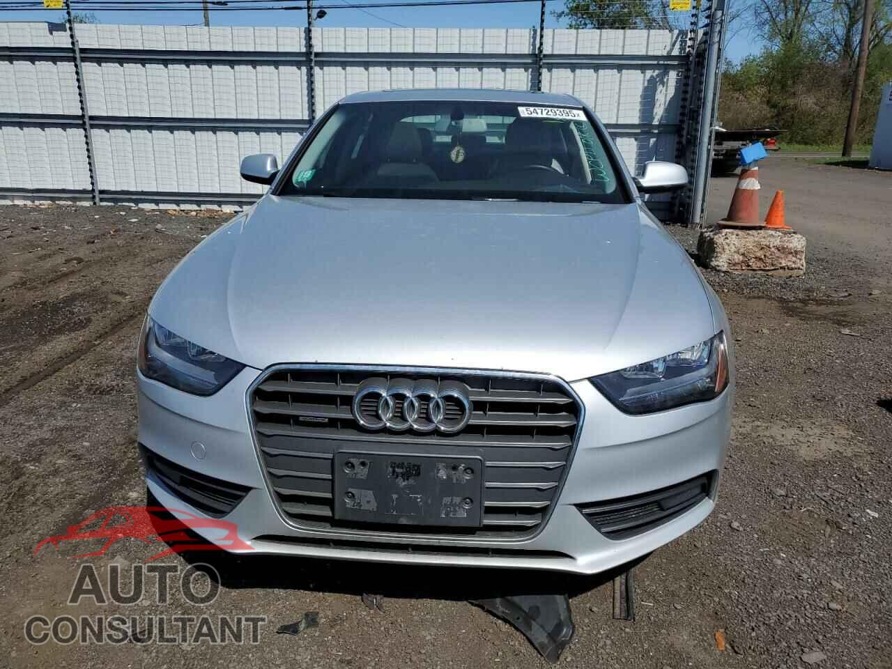 AUDI A4 2013 - WAUBFAFL8DN015883