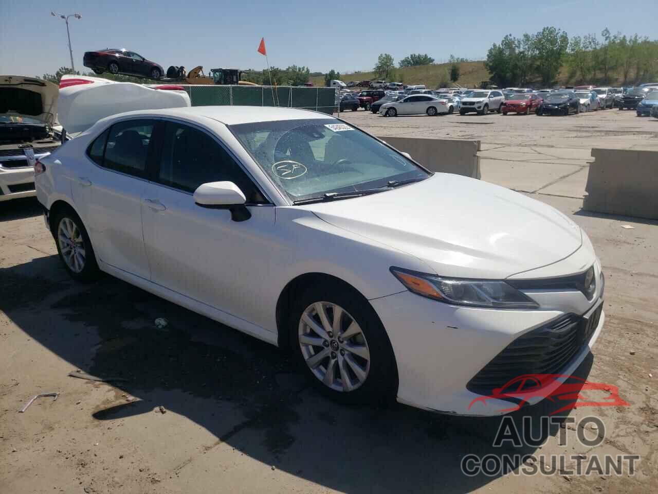 TOYOTA CAMRY 2018 - 4T1B11HK7JU563828