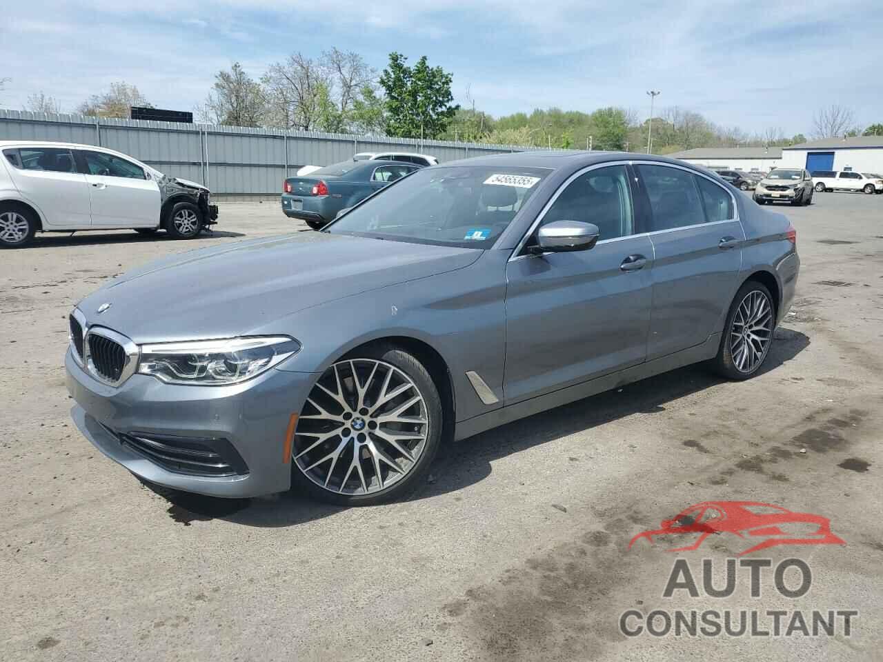 BMW 5 SERIES 2019 - WBAJE5C50KG919241