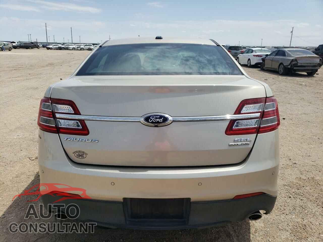 FORD TAURUS 2017 - 1FAHP2E83HG114673