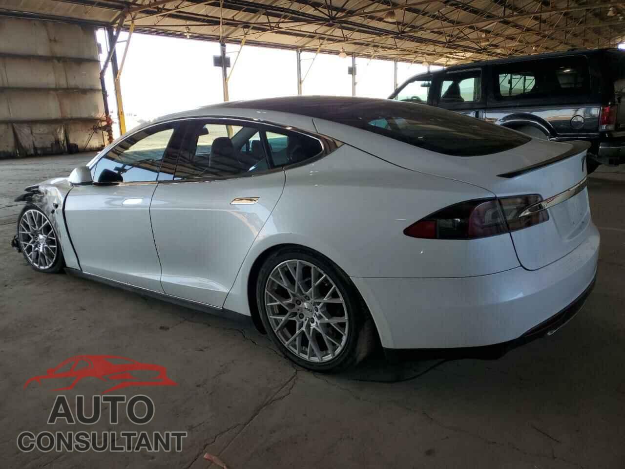 TESLA MODEL S 2012 - 5YJSA1CP7CFP02830