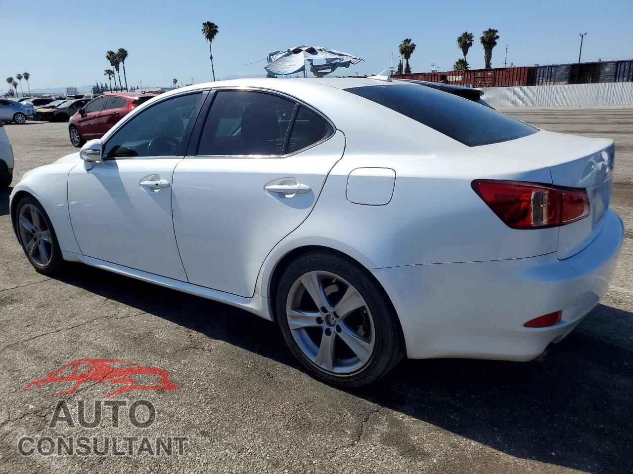LEXUS IS 2011 - JTHBF5C24B5156189