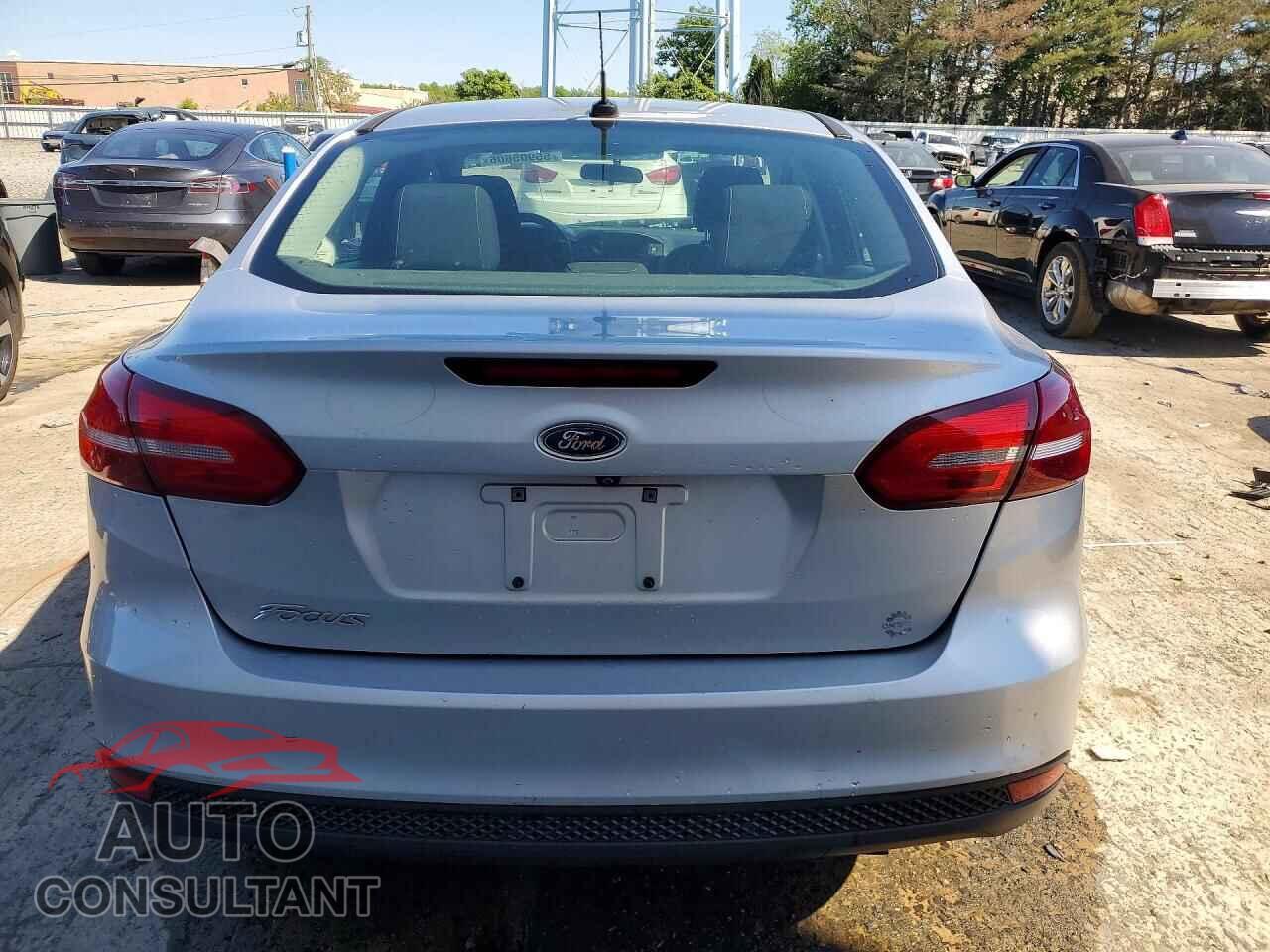 FORD FOCUS 2017 - 1FADP3E2XHL200893