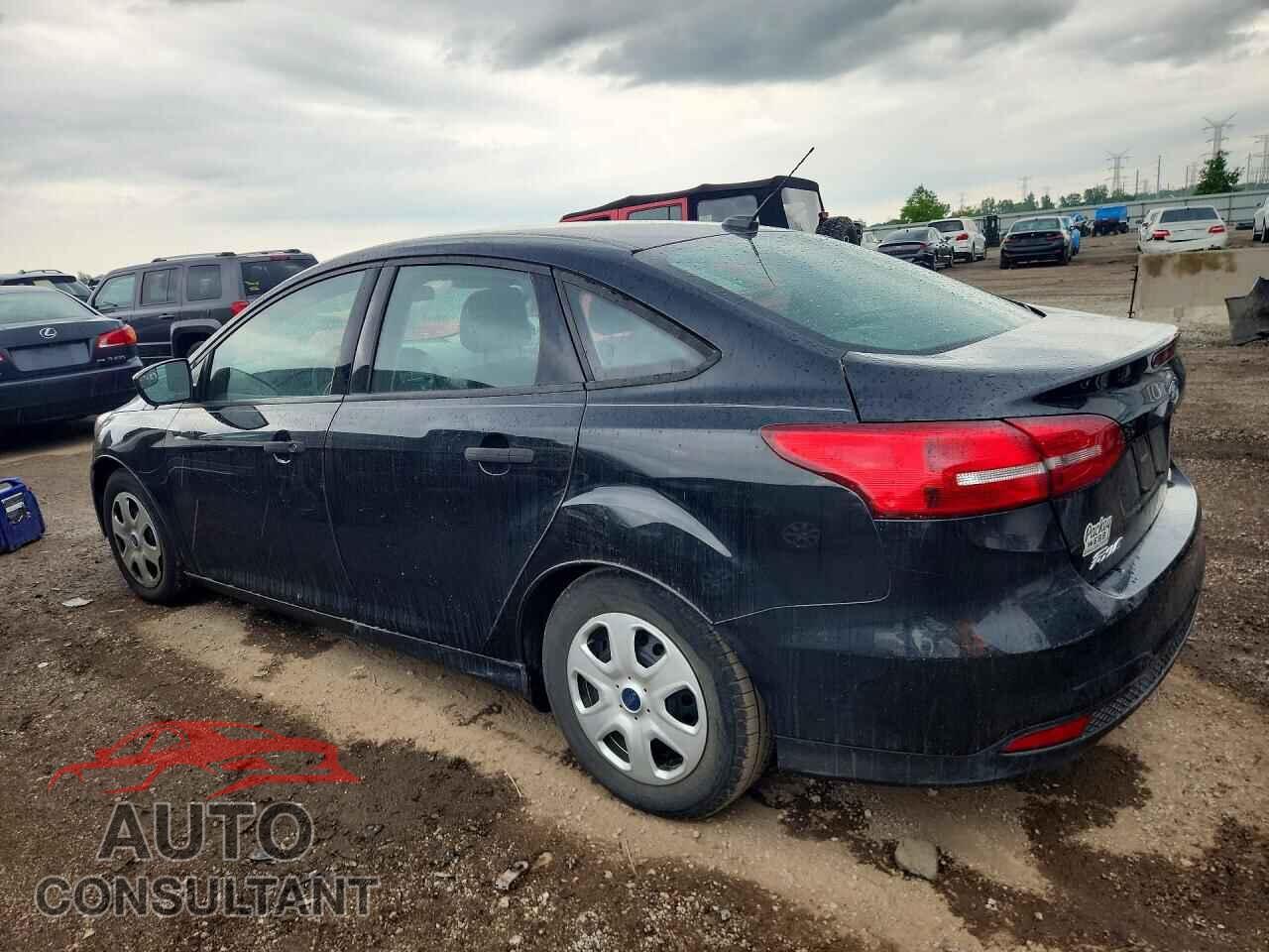 FORD FOCUS 2015 - 1FADP3E20FL312325