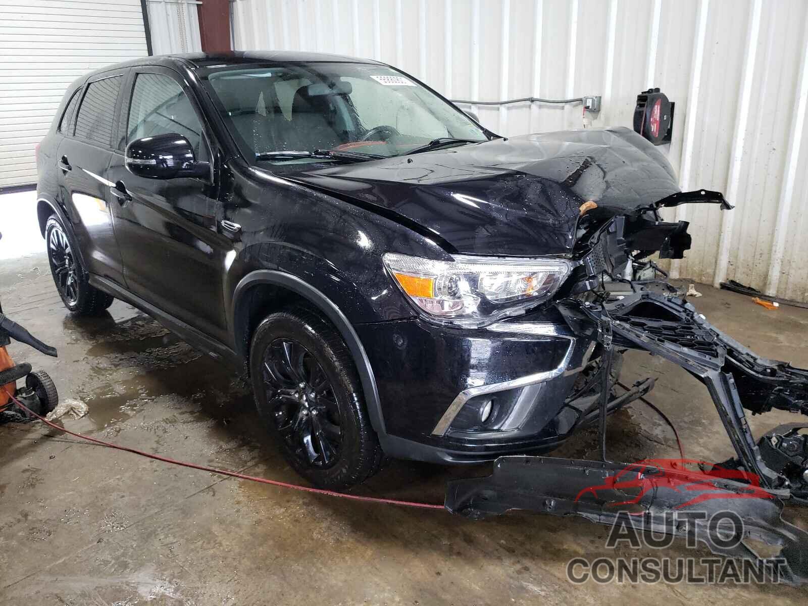 MITSUBISHI OUTLANDER 2018 - JA4AR3AU9JZ024916