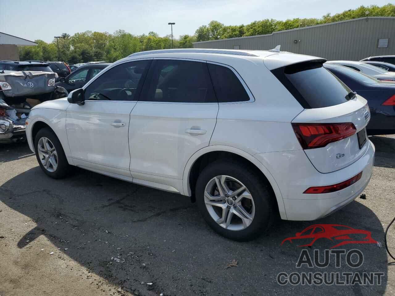 AUDI Q5 2018 - WA1BNAFY4J2133566