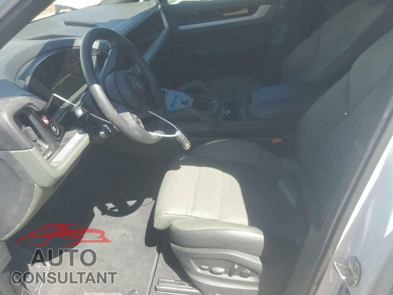 PORSCHE CAYENNE 2024 - WP1AA2AY6RDA00199