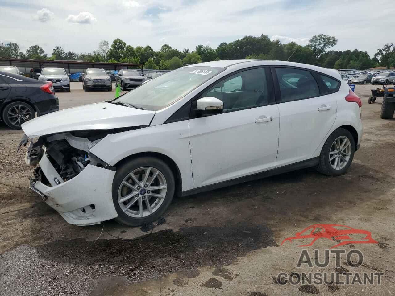 FORD FOCUS 2017 - 1FADP3K27HL248596