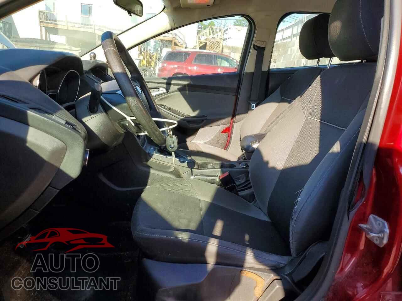 FORD FOCUS 2013 - 1FADP3F23DL122546