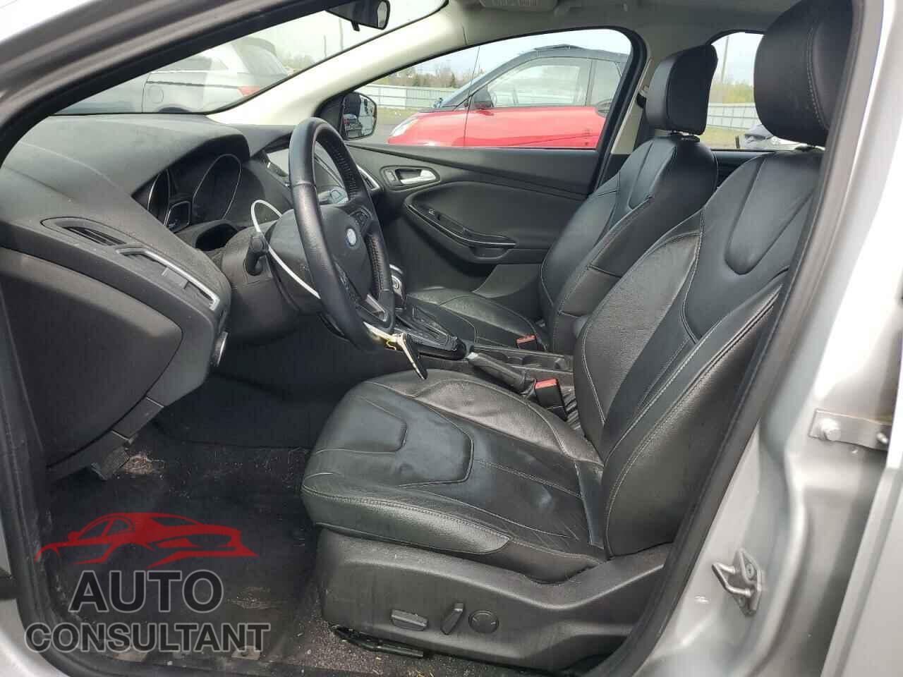 FORD FOCUS 2016 - 1FADP3N21GL333699