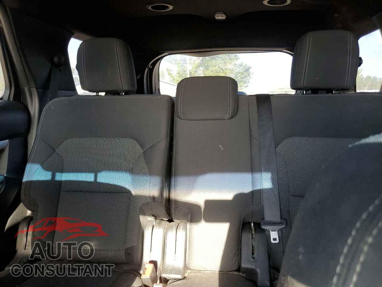 FORD EXPLORER 2017 - 1FM5K8D88HGC89934