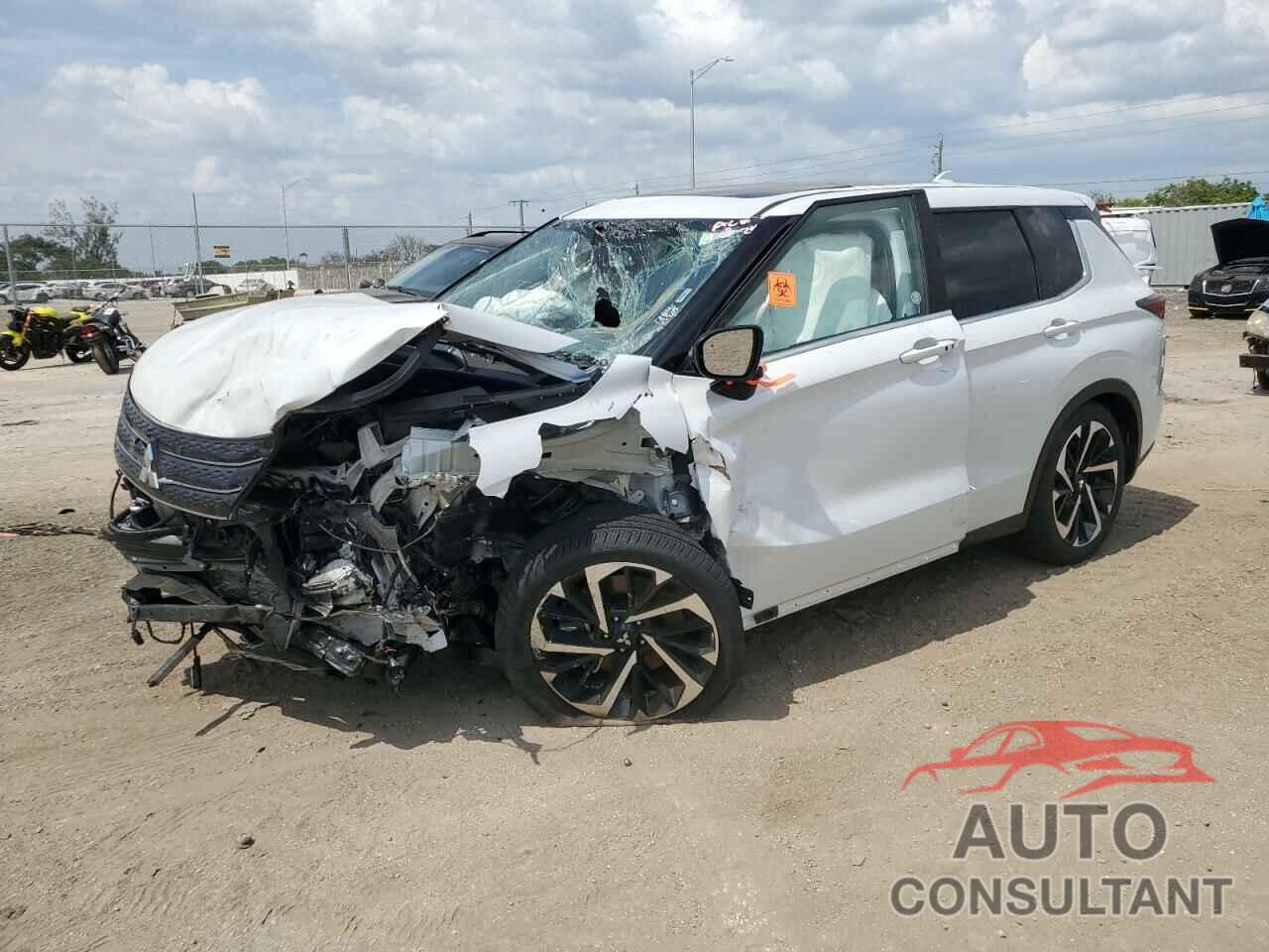 MITSUBISHI OUTLANDER 2024 - JA4J3VA80RZ037808