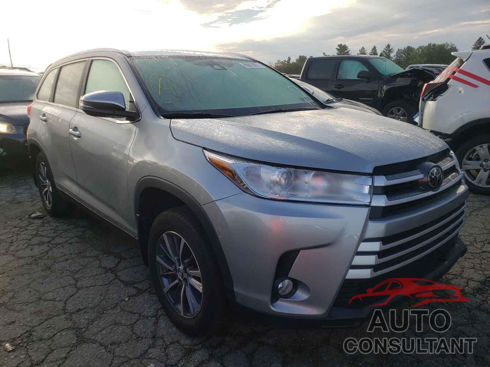 TOYOTA HIGHLANDER 2019 - 5TDJZRFHXKS607308