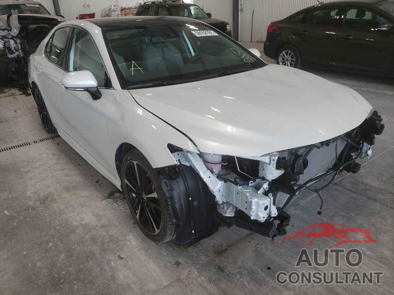 TOYOTA CAMRY 2019 - 4T1B61HKXKU695176