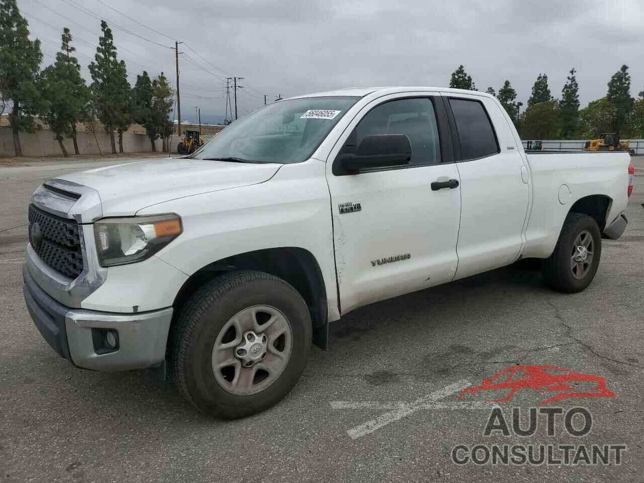 TOYOTA TUNDRA 2018 - 5TFUY5F17JX760653