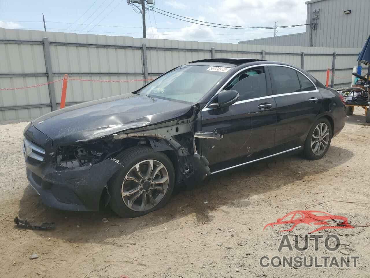 MERCEDES-BENZ C-CLASS 2018 - 55SWF4JB2JU256898