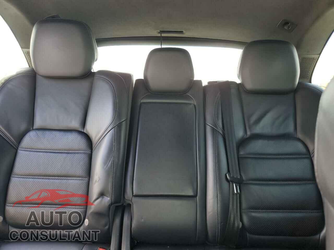PORSCHE CAYENNE 2015 - WP1AC2A29FLA80542