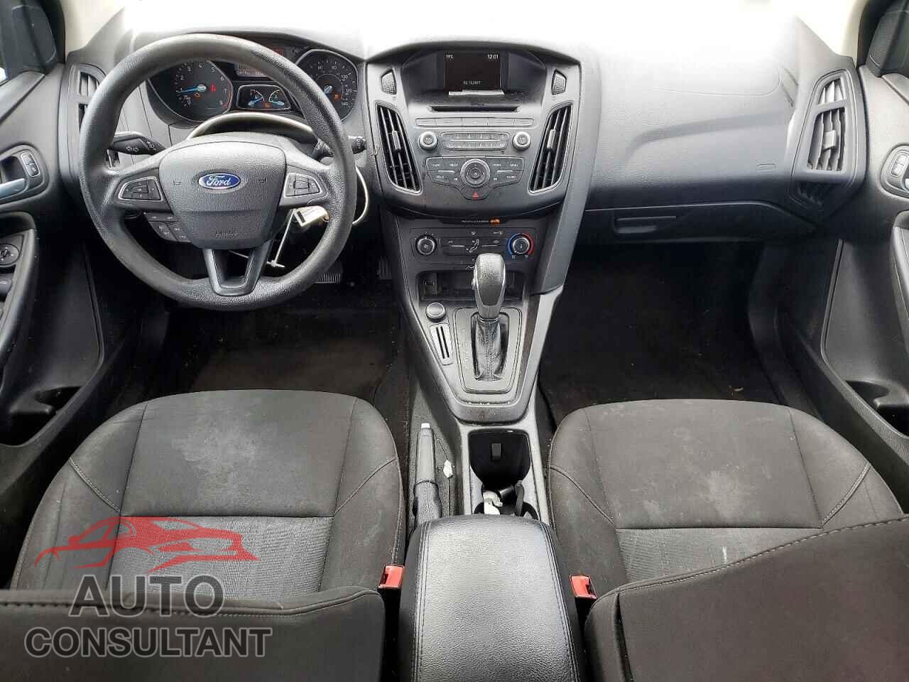 FORD FOCUS 2017 - 1FADP3K24HL246434