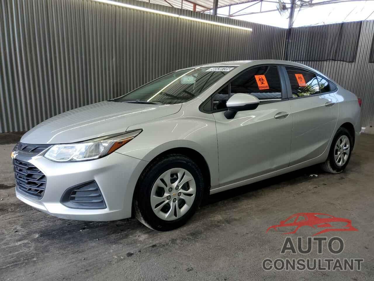 CHEVROLET CRUZE 2019 - 1G1BC5SM0K7122521