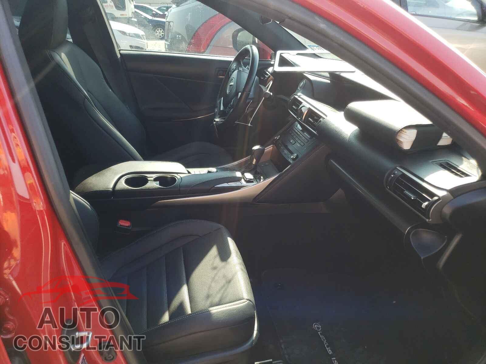 LEXUS IS 2017 - JTHBA1D24H5055622