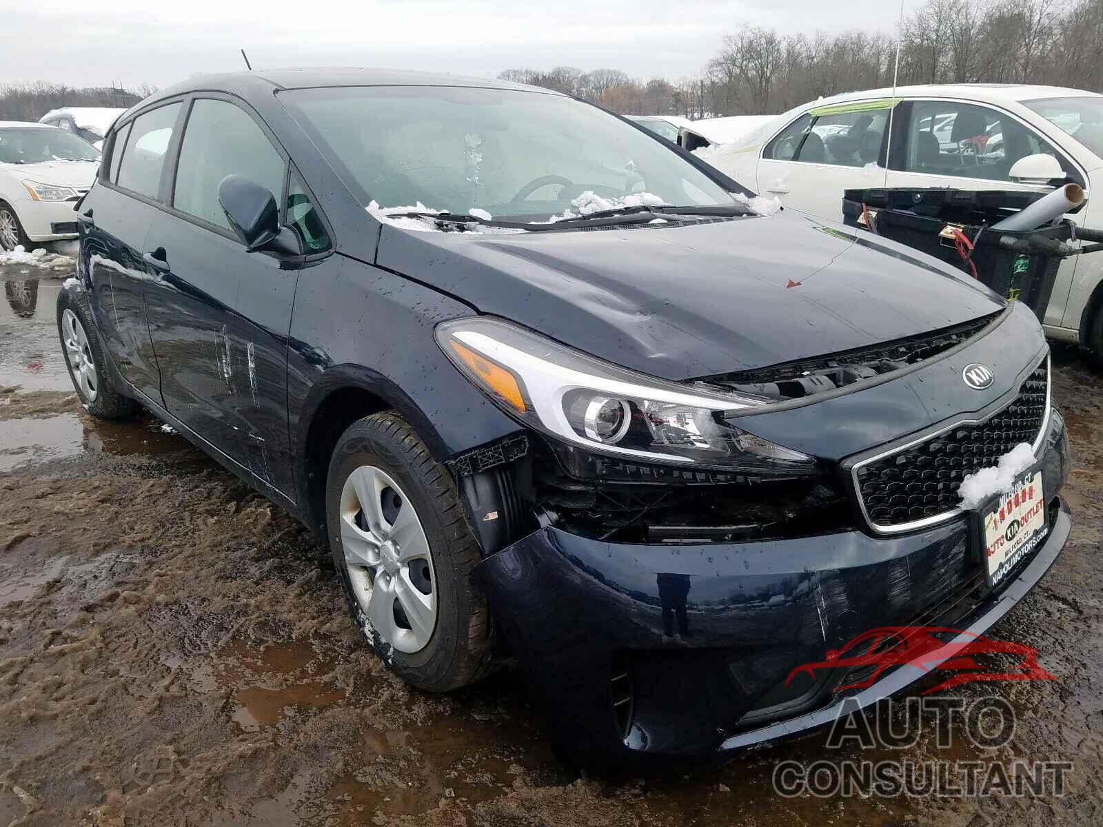 KIA FORTE 2017 - KNAFK5A82H5677827