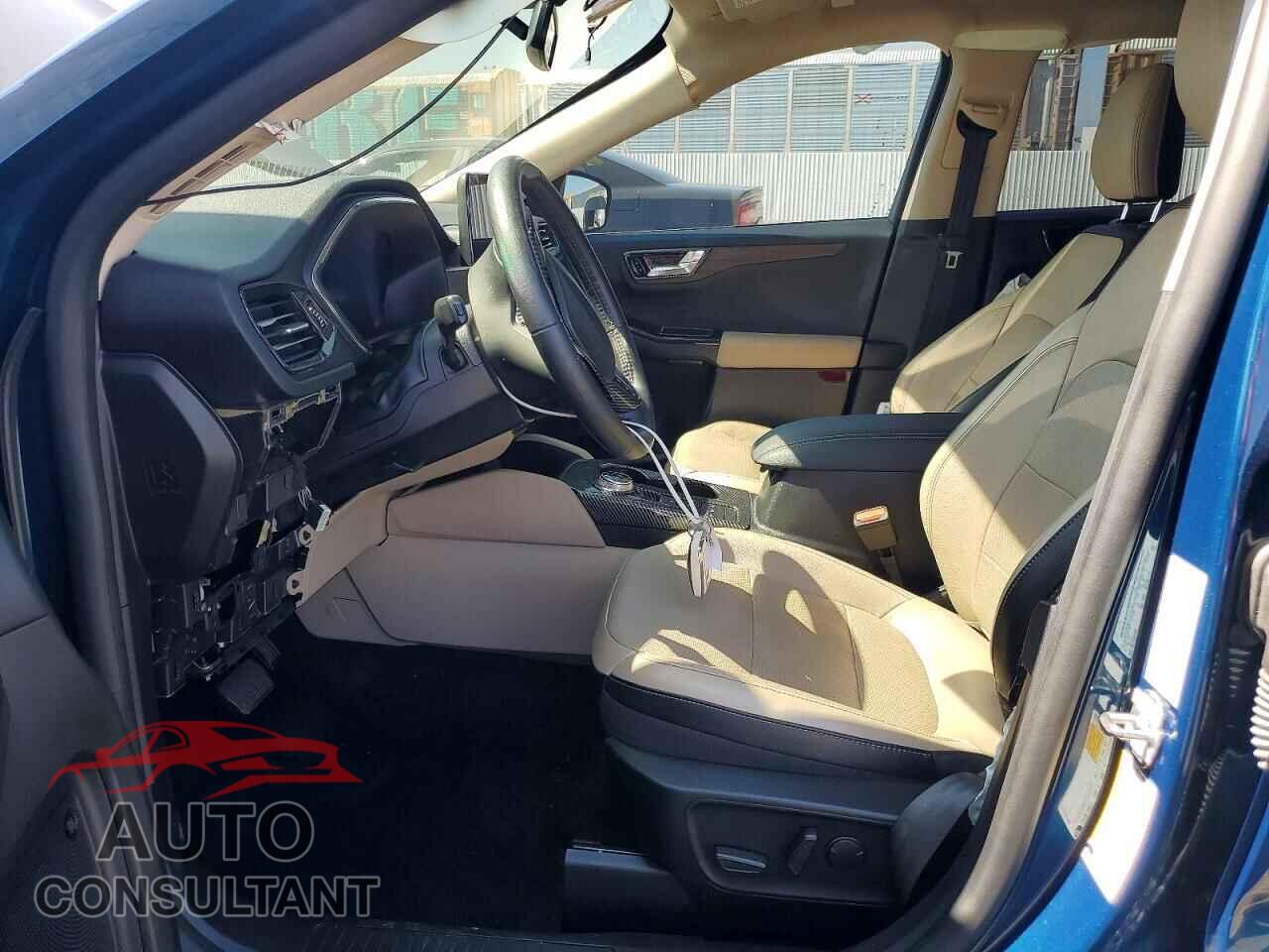 FORD ESCAPE 2020 - 1FMCU0DZXLUA57180