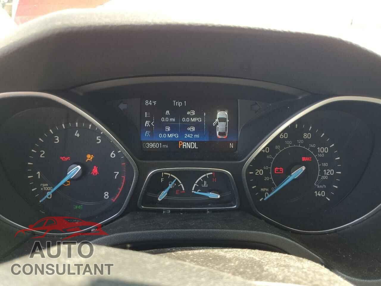 FORD FOCUS 2015 - 1FADP3K21FL366124