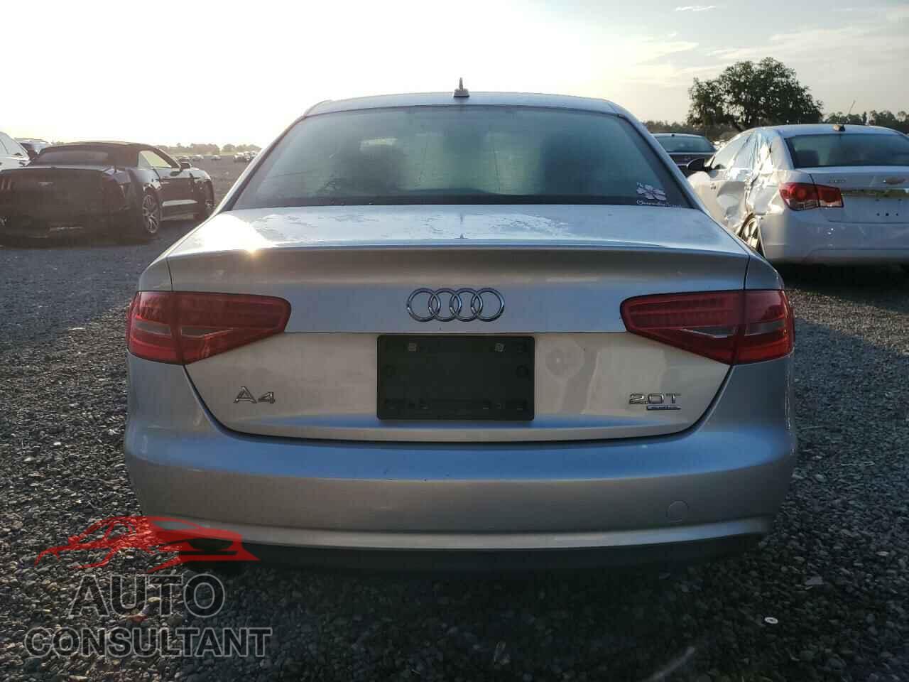 AUDI A4 2013 - WAUFFAFL1DN036334