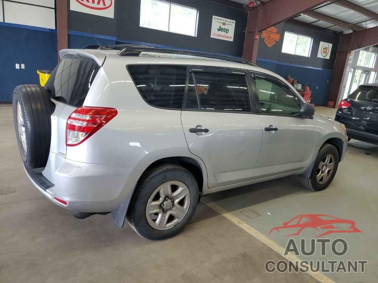 TOYOTA RAV4 2011 - JTMBF4DV9B5043522