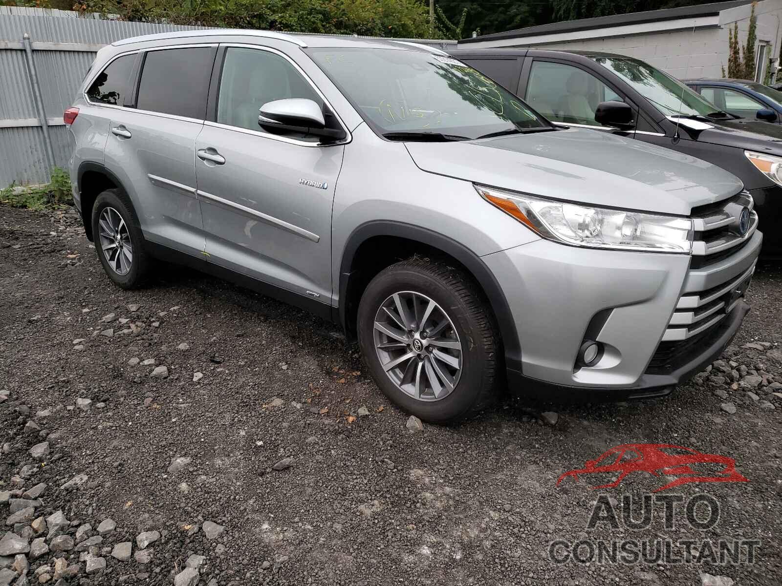 TOYOTA HIGHLANDER 2019 - 5TDJGRFH2KS065725
