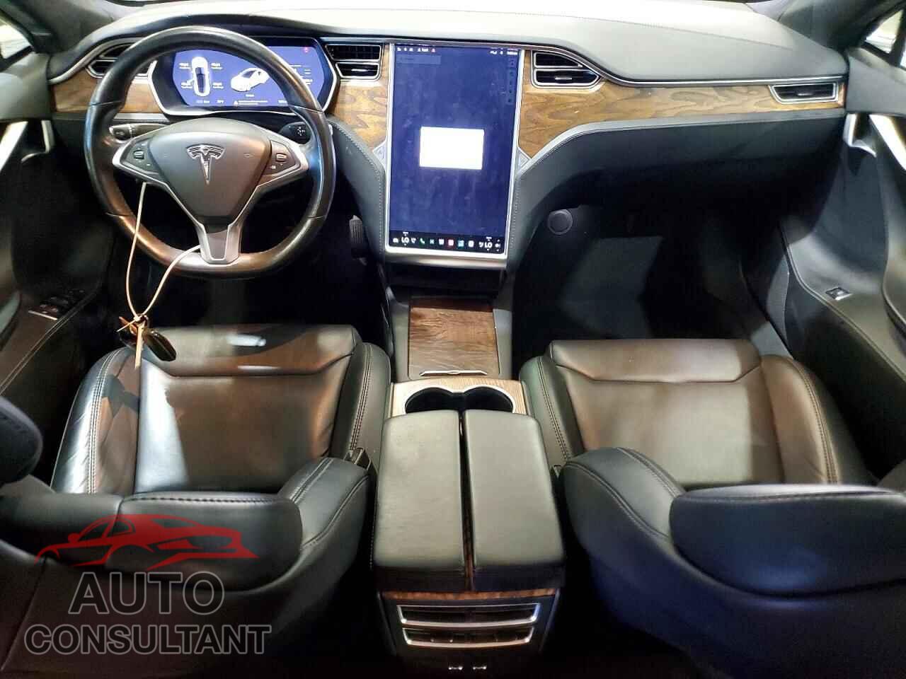 TESLA MODEL S 2018 - 5YJSA1E25JF244333