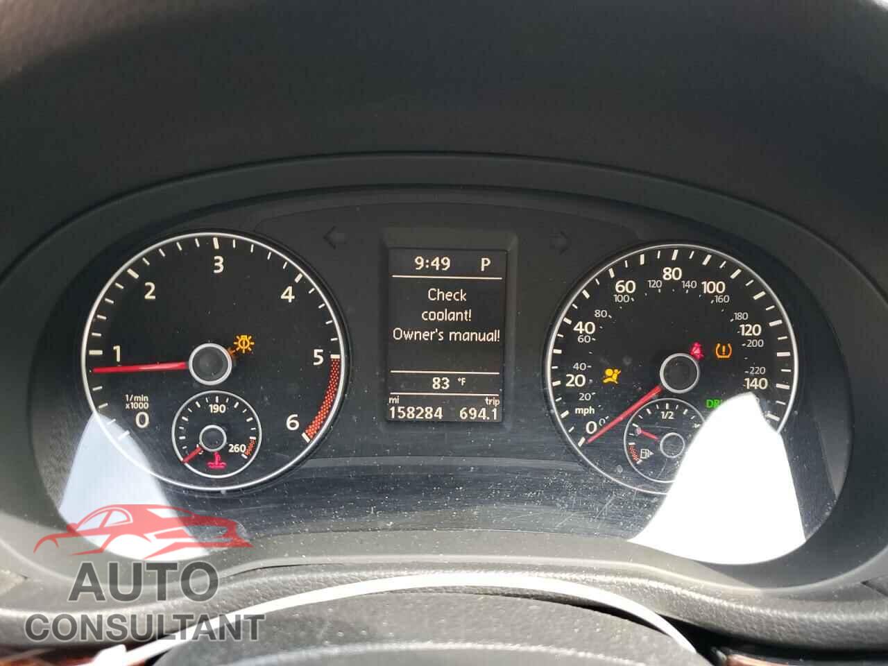 VOLKSWAGEN PASSAT 2013 - 1VWCN7A35DC010489