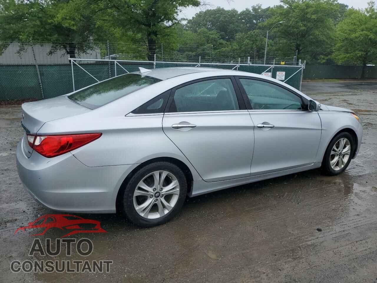 HYUNDAI SONATA 2013 - 5NPEC4AC8DH607236