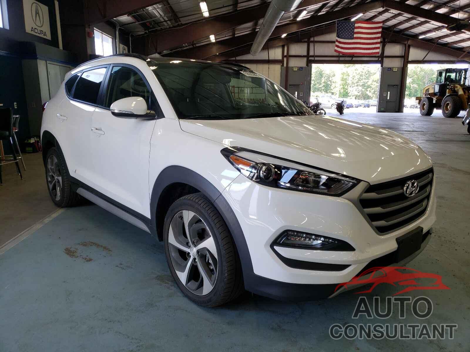 HYUNDAI TUCSON 2018 - KM8J3CA29JU665546