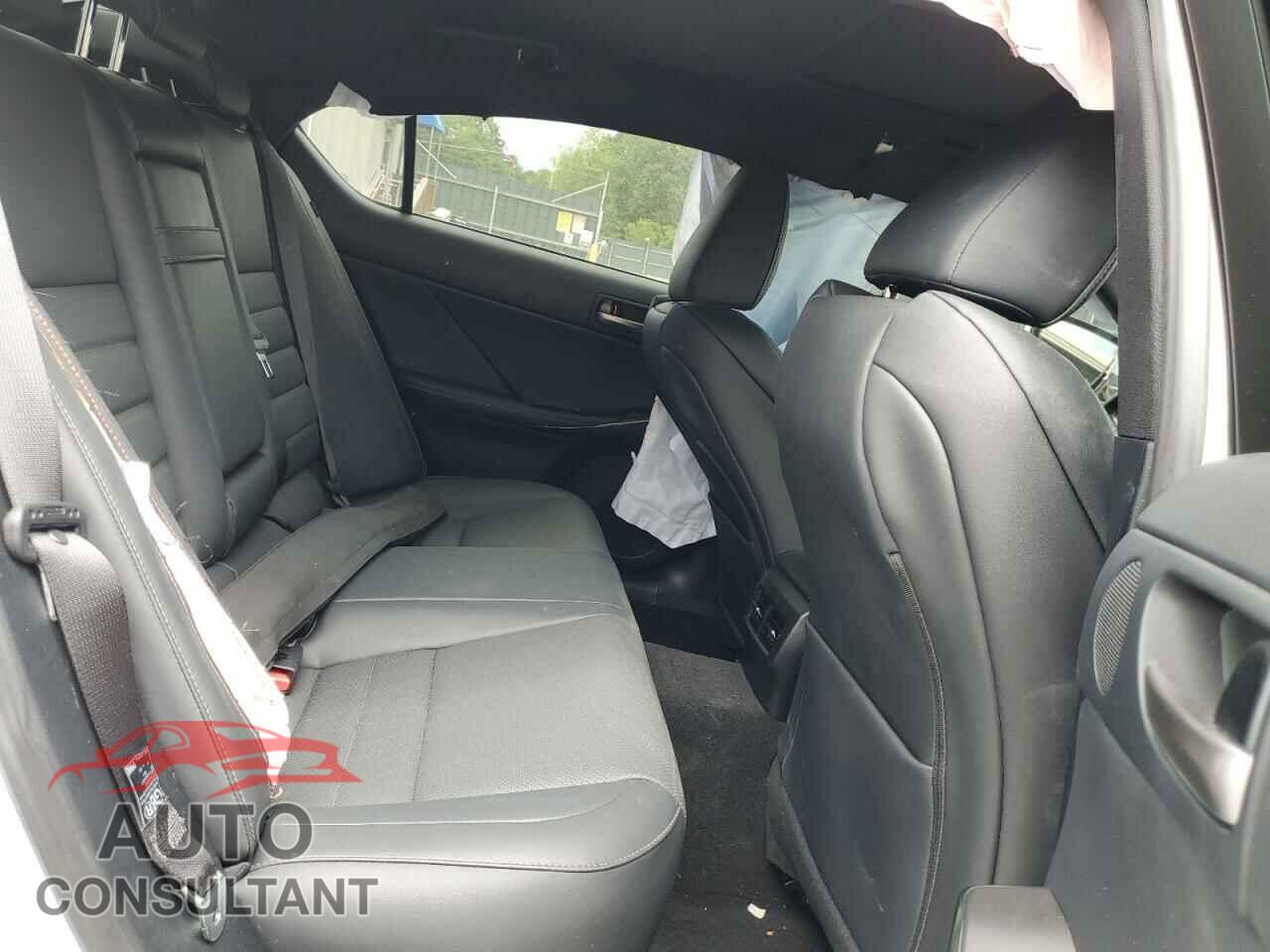 LEXUS IS 2021 - JTHGZ1E2XM5020574