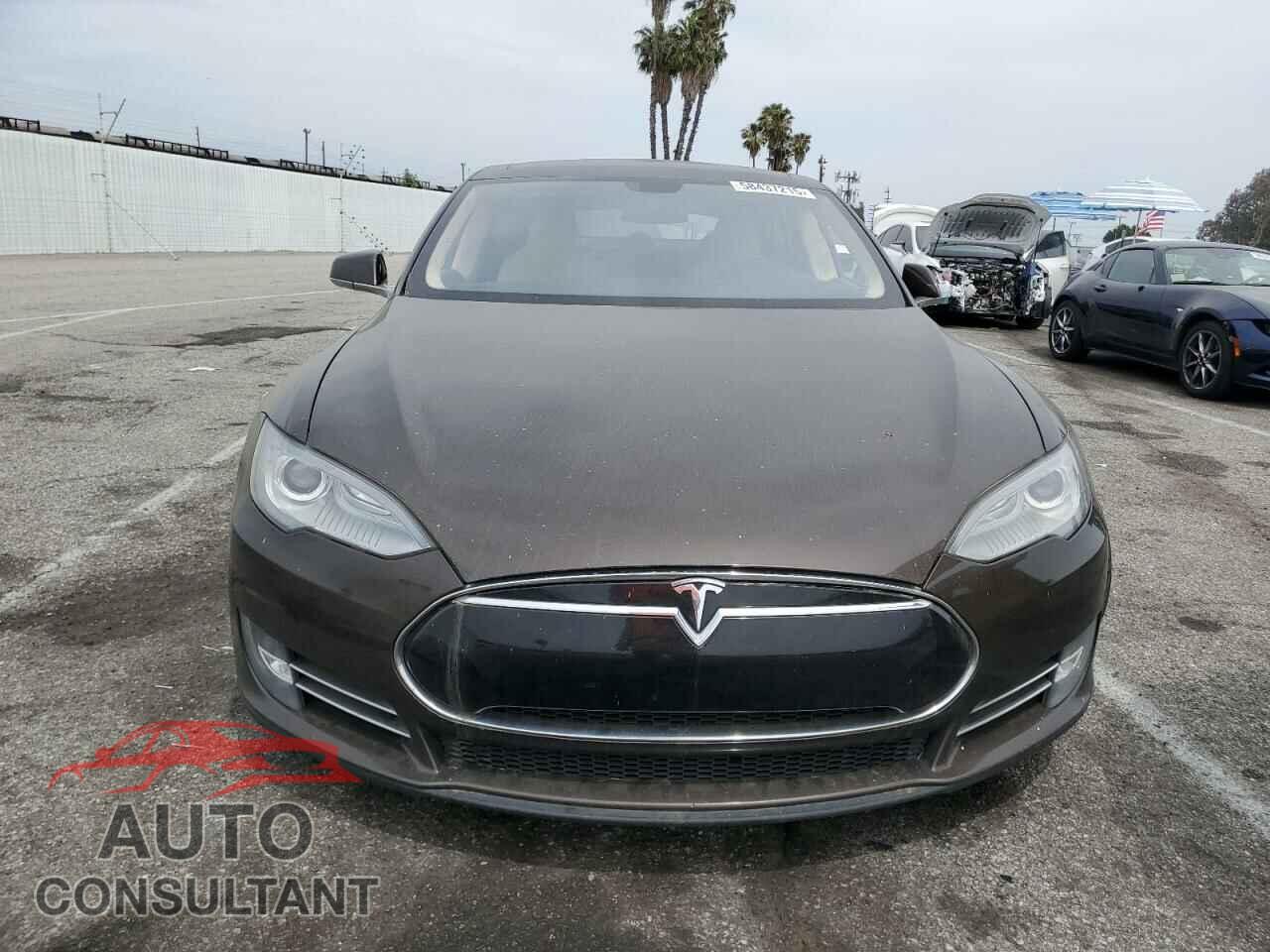 TESLA MODEL S 2013 - 5YJSA1DP0DFP18285