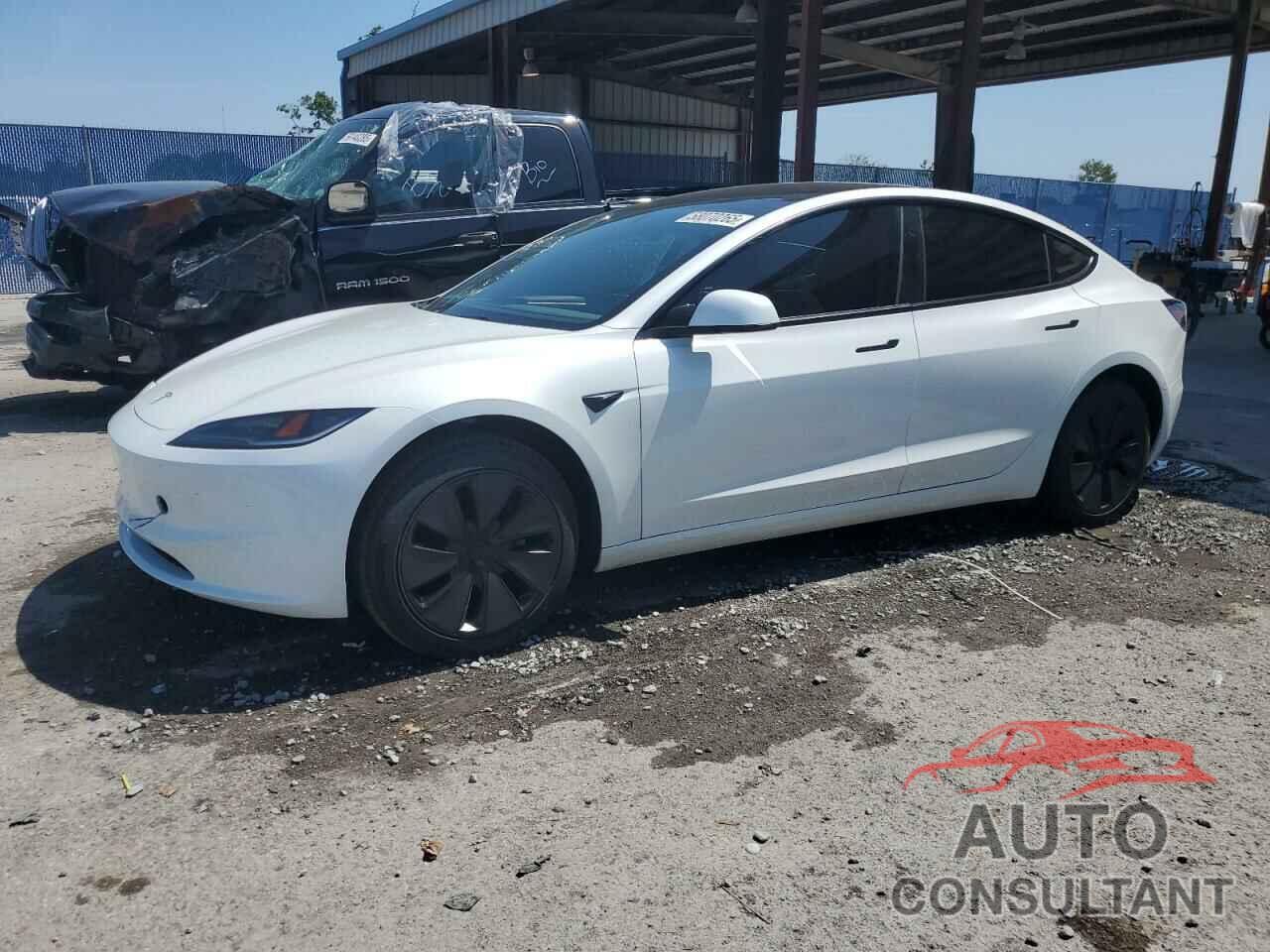 TESLA MODEL 3 2024 - 5YJ3E1EA8RF862502